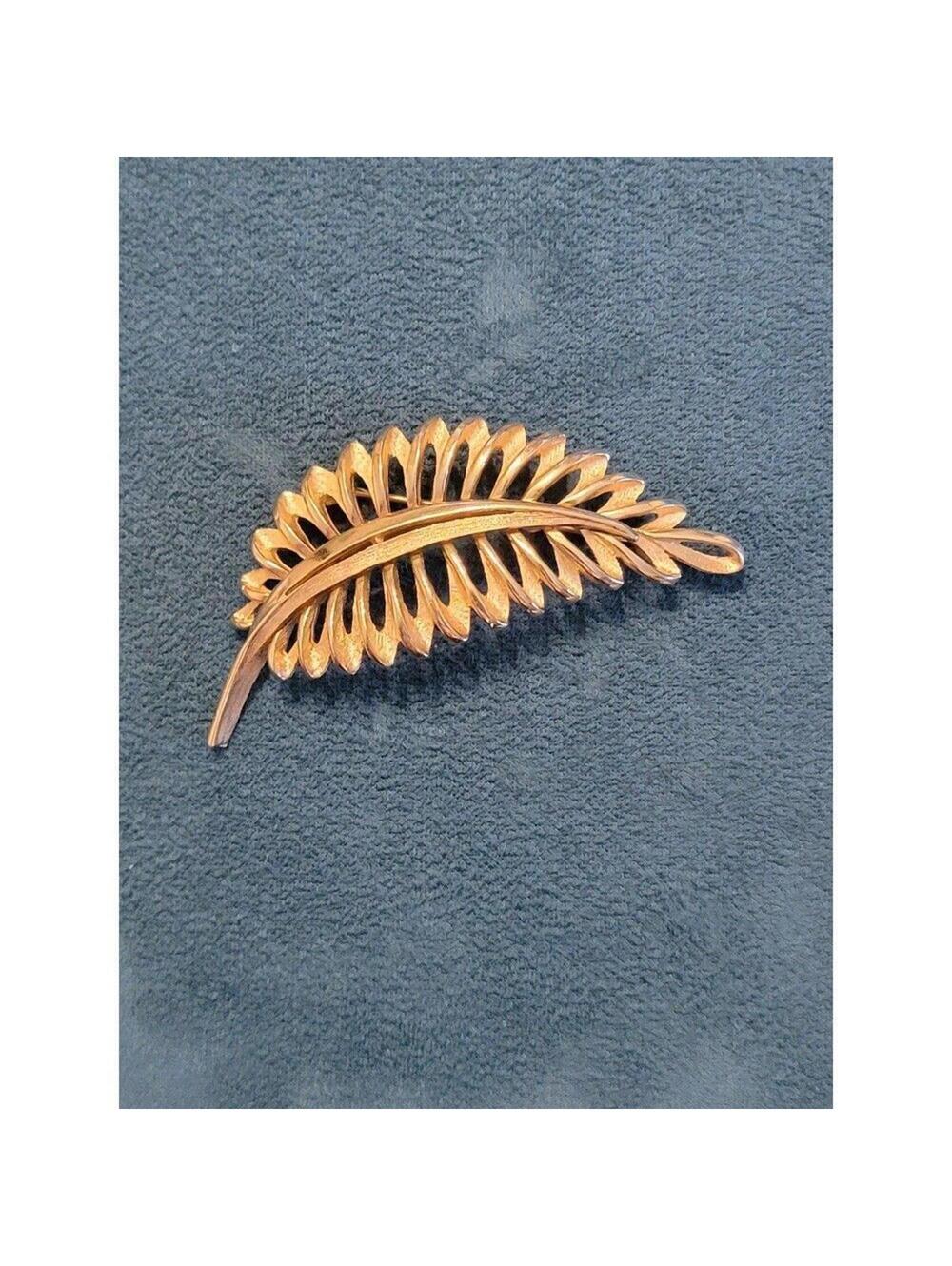 Trifari Vintage Gold Tone Leaf Brooch